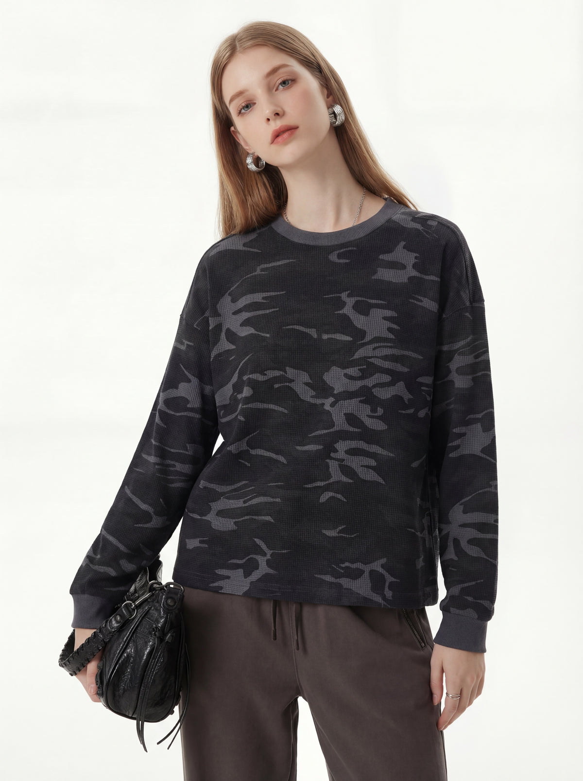 Customized High Quality Camouflage Long Sleeved Textured Waffle Round Neck Loose Fitting Versatile Long Sleeve Shirt Unisex