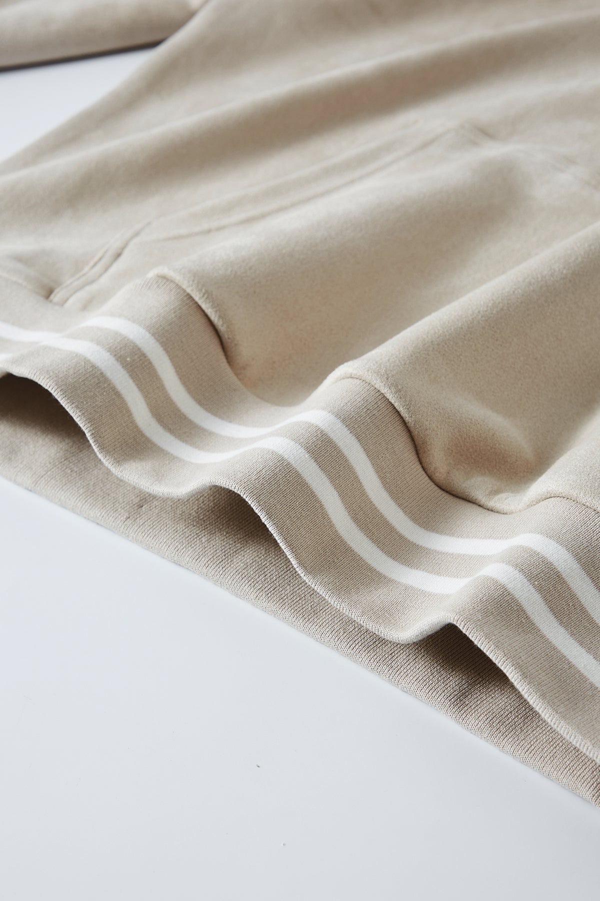 Wholesale Vintage Pure Color Autumn and Winter Suede Fleece Polyester Pullover Wireless Drop Shoulder Hoodie Custom logo Hoodie