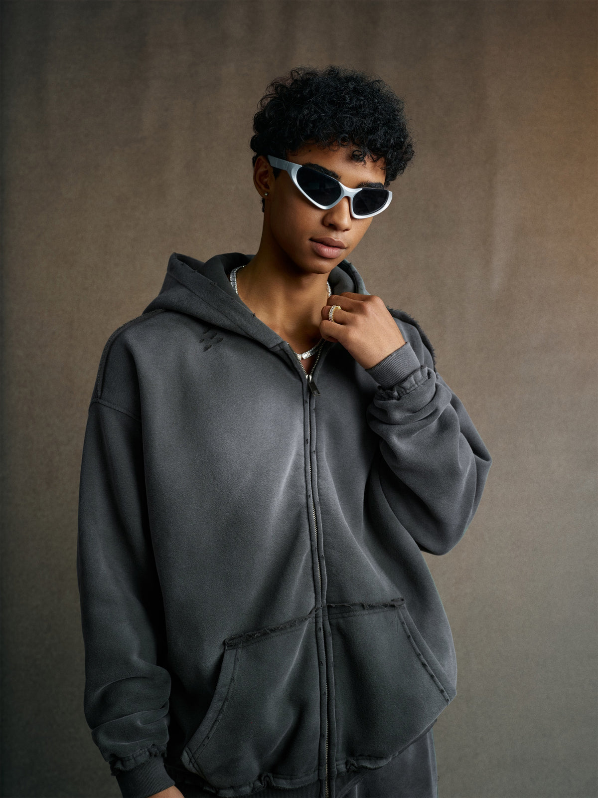Gradient Color Men's Hooded Pullover with Horsehair Fringe at the Hem and Open Chest Zipper Hoodie Autumn and Winter Style